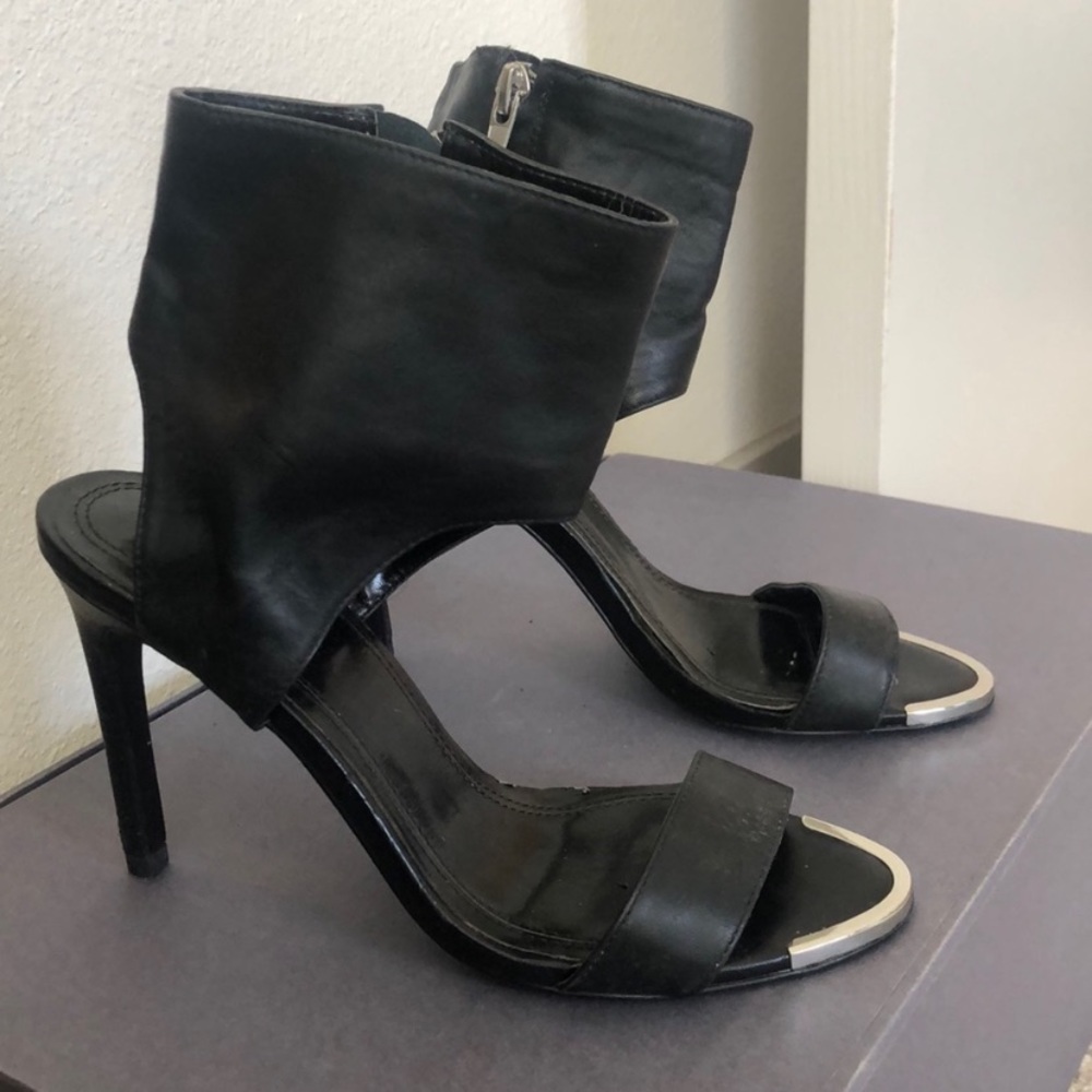 Blonde Salad x Steve Madden